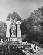 Попередній перегляд Довоєнний пам’ятник Сталіну в Києві