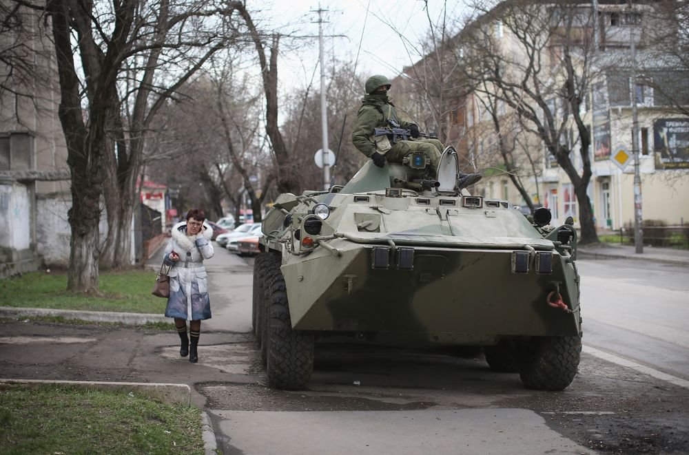 Окупаційна армія РФ у Сімферополі, березень 2014 року. Фото Dan Kitwood/Getty