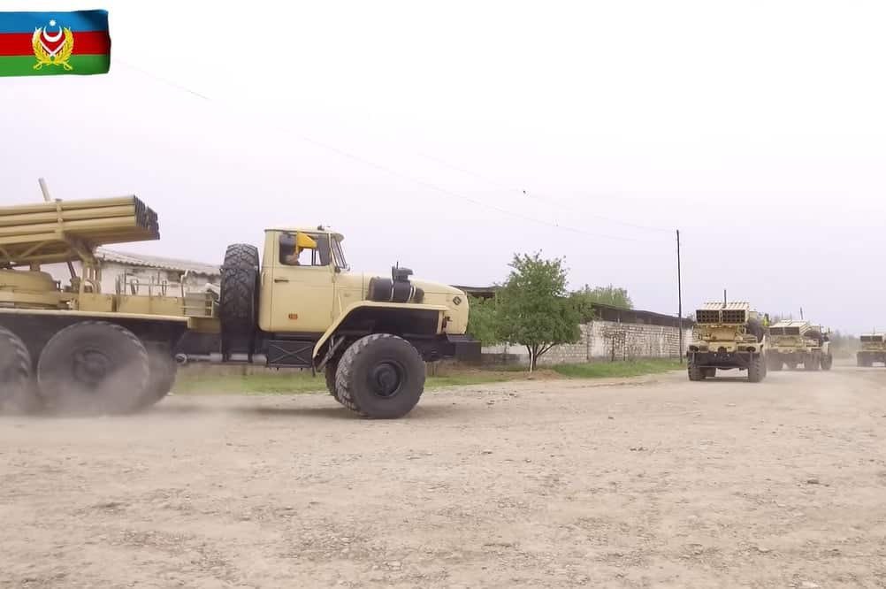 РСЗВ БМ-21 «Град» ЗС Азербайджану. Стопкадр із відео МО Азербайджану