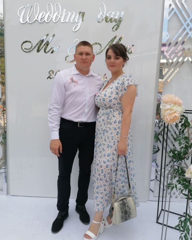 Олена Боровець з чоловіком. Фото надане родиною.