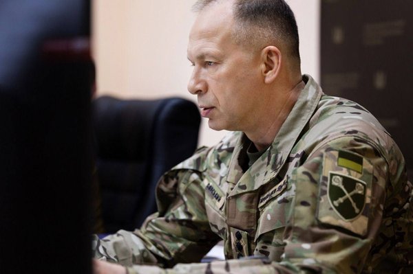 Як військові ставляться до Сирського? Вони ненавидять систему брехні й залякування, створену ним