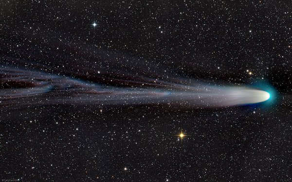 Космічне фото дня. "Новорічна" комета, яка вже полетіла собі геть