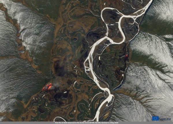 Супутникове фото дня: перші лісові пожежі за Полярним колом у Сибіру