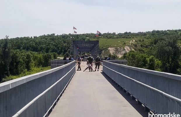 Ілюстративне фото: КПВВ Станиця-Луганська. Фото: Громадське