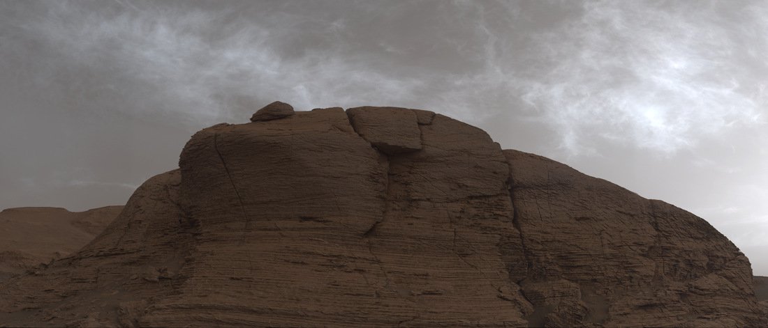 PIA24622-Curiosity_Clouds_Mont_Mercou1100.jpg