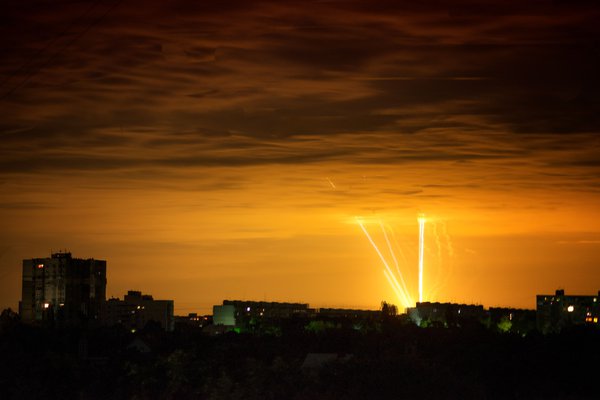 З вікна на Салтівці. Харківський фотограф зняв понад 60 запусків ракет із Бєлгорода