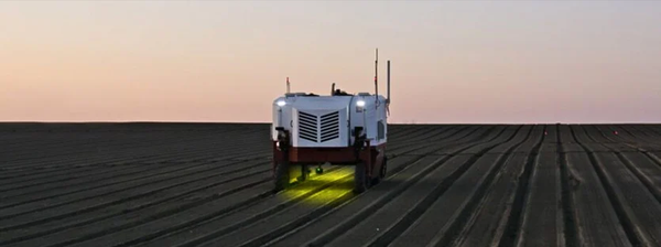 Автономний фермо-робот убиває шкідників лазерами (ВІДЕО)