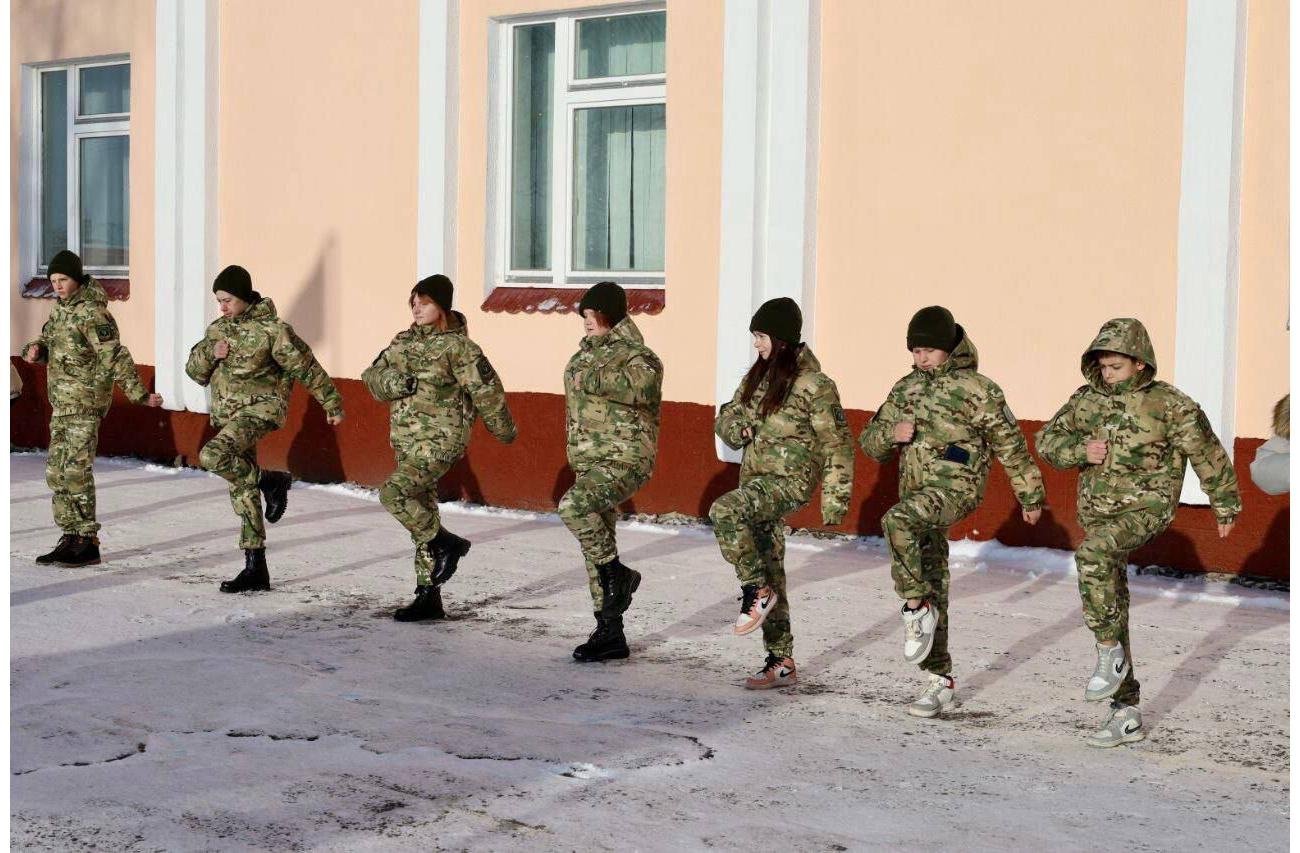 Training of children from the military-patriotic club "Bastion" at the location of the Internal Troops of the Ministry of Internal Affairs