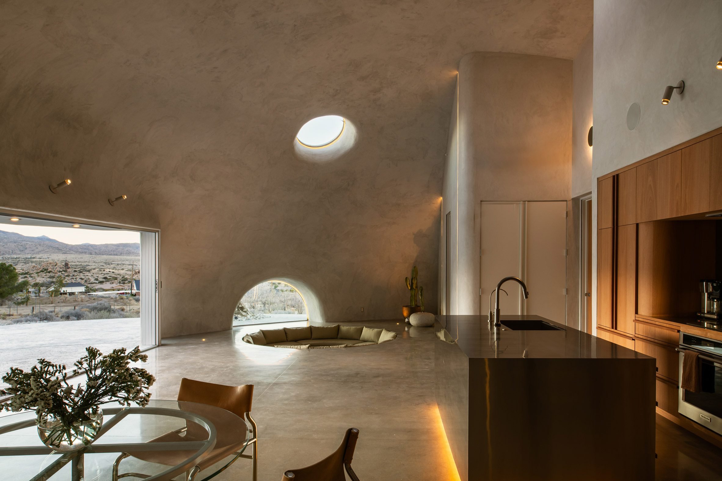 hata-anastasiya-dudik-domed-home-california_dezeen