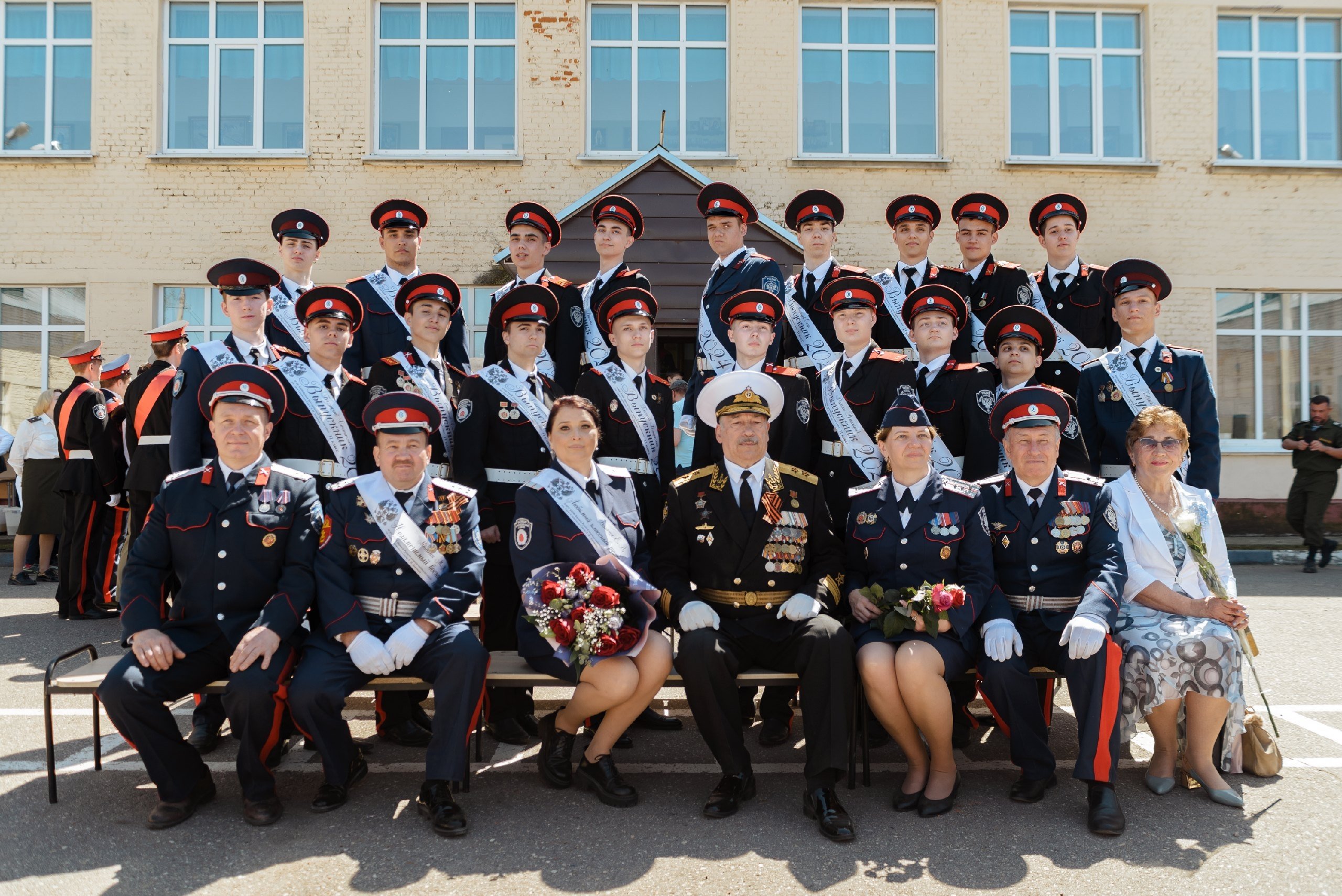 Стас Балицький другий ліворуч у середньому ряду. Фото із сайту Синодального комітету взаємодії з козацтвом skvk.org