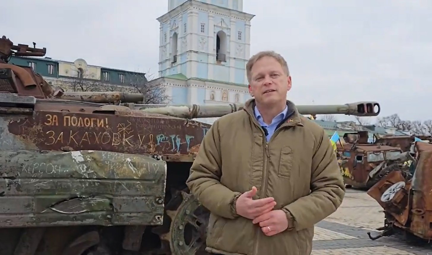Грант Шаппс у березні 2024 відвідав Київ і закликав світ підтримати Україну. Скриншот з відео